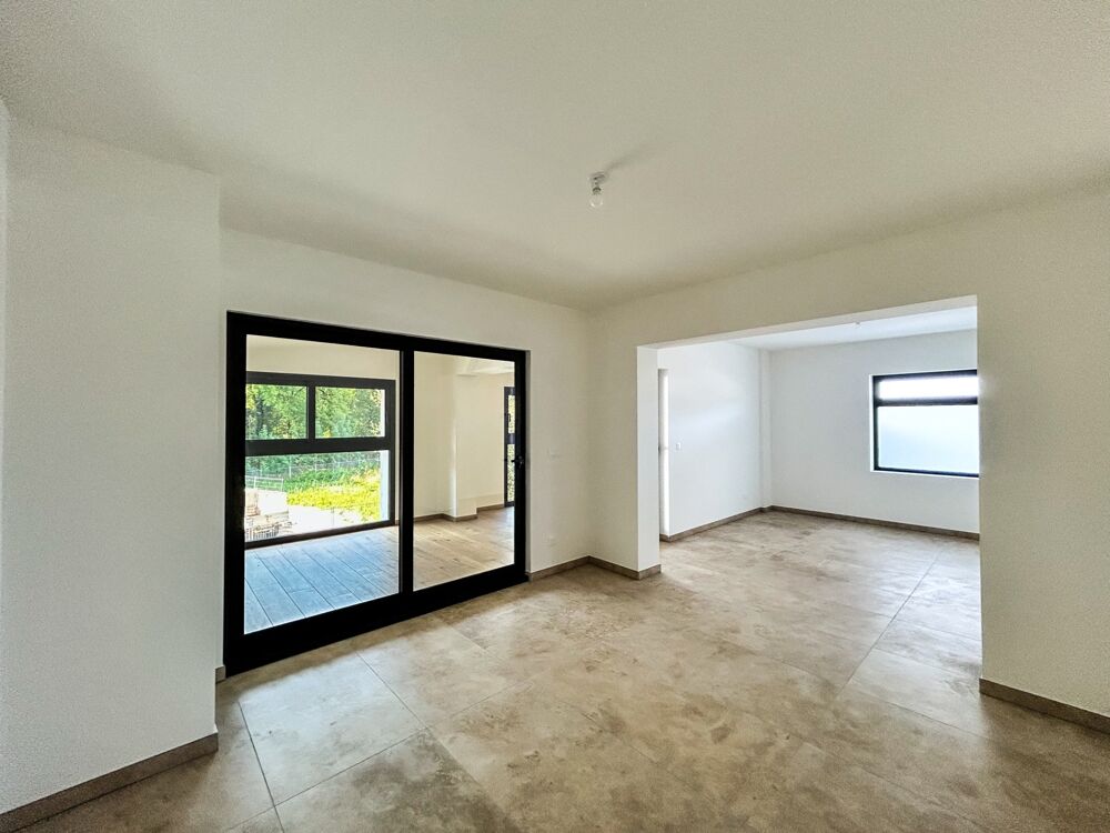 À vendre  Appartement T4 duplex traversant de charme dans une ancienne bâtisse rénovée à Viuz-en-Sallaz