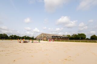  Proprit/chteau  vendre 7 pices 150 m