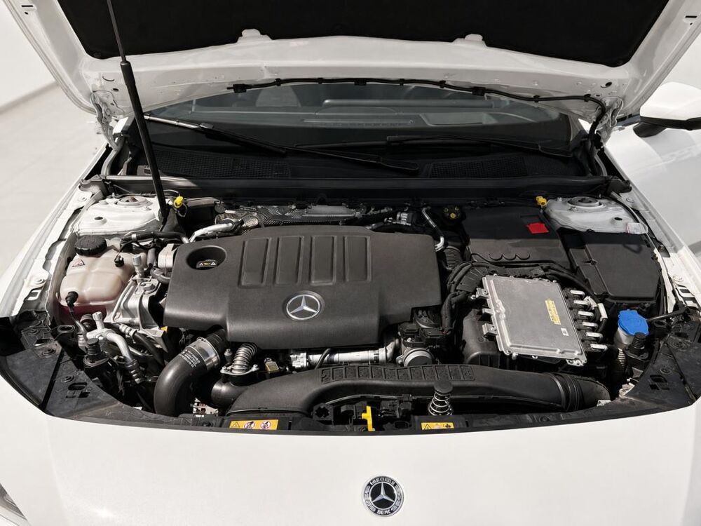 Classe CLA 1&deg; Main / 2L 190cv 8G-DCT - 2021 CUIR/CAMERA/T&eacute;L/GPS ** rare 2021 occasion 60430 Abbecourt