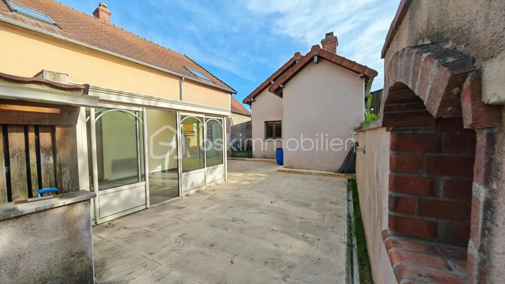 Charmante maison 112 m² à Bazolles
