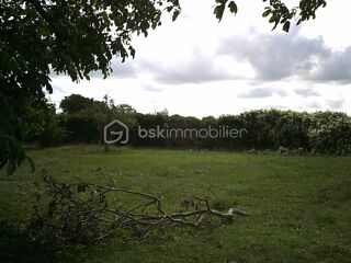  Terrain à vendre 685 m²