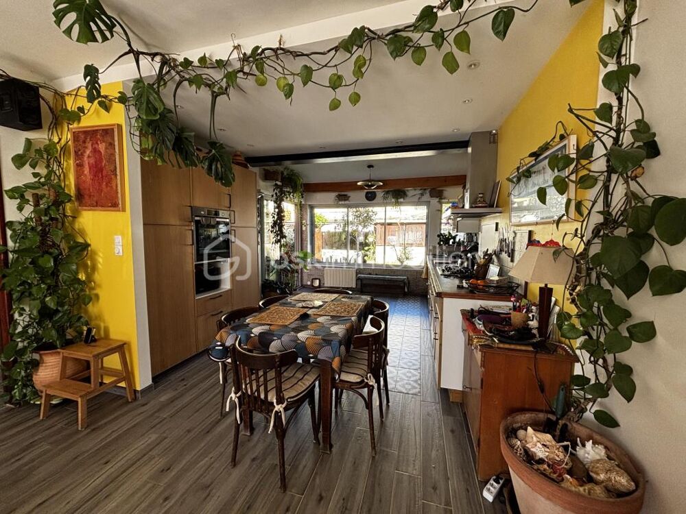 Vente Maison Maison 4 chambres avec jardin arboré, terrasse couverte et grand garage - Au calme en fond d'impasse Frontignan