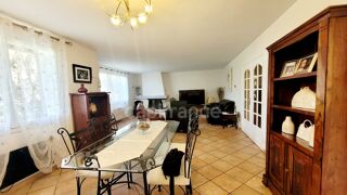  Villa à vendre 9 pièces 247 m²