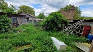  Remise / Grange à vendre 3 pièces 195 m²