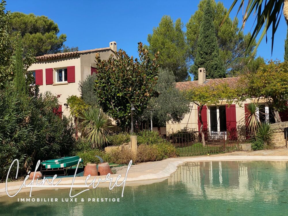 Vente Maison Maison à vendre 5 chambres ROGNES (13) 170 m², piscine, nombreuses dépendances et jardin arboré de 4 500 m² Rognes