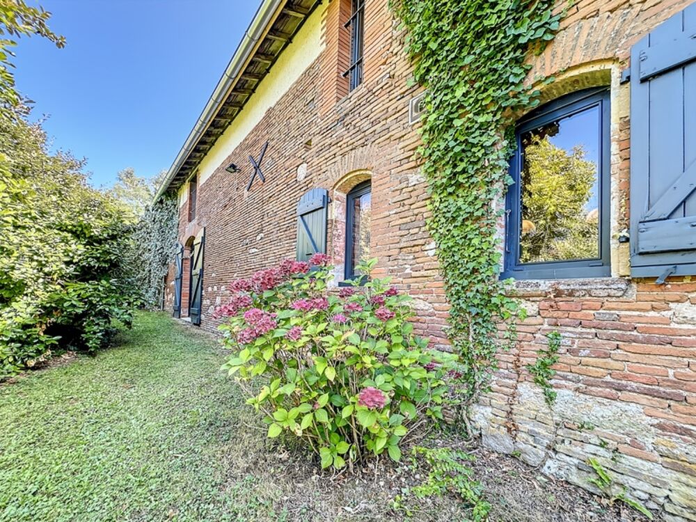 Dpt Haute Garonne (31), à vendre proche de VILLEFRANCHE DE LAURAGAIS belle demeure et gîte