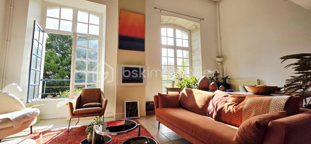 A vendre, à moins de 20min d'Amiens, superbe triplex composé de 3 chambres et 1 bureau, cave, parking et parc commun