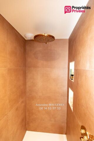  Maison à vendre 15 + pièces 218 m²