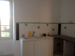  Appartement à louer 3 pièces 65 m²