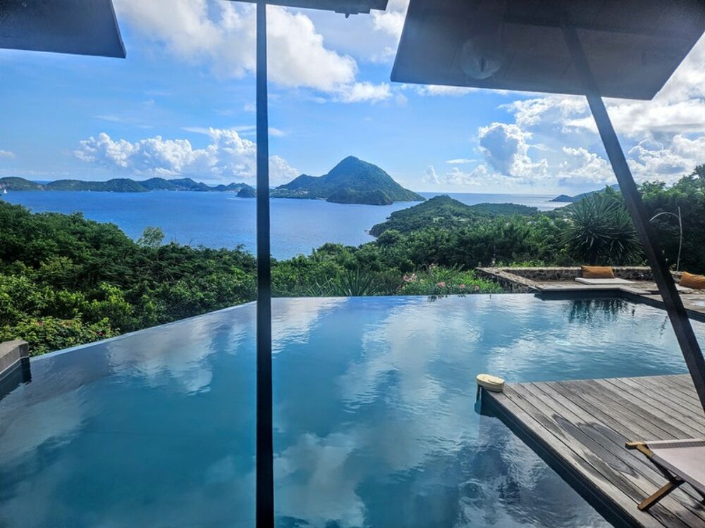 � vendre  Propri�t�/ch�teau Terre-de-Bas (97136)