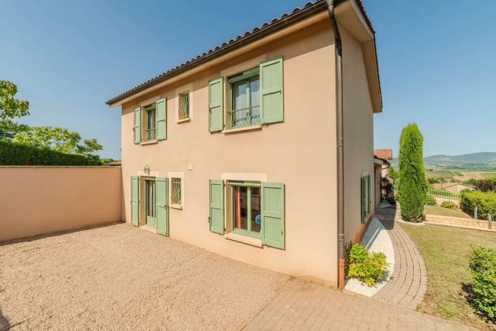 Vente Villa Superbe villa  de 195 m2 avec piscine Pommiers