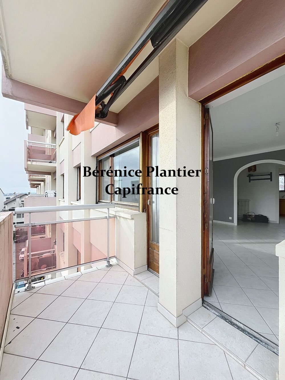 ANNEMASSE  Au calme -Grand T3 lumineux de 79,53 m² avec balcon, cave et garage en option