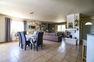  Villa à vendre 6 pièces 192 m²