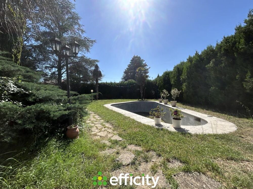 à vendre  Maison Décines-Charpieu (69150)