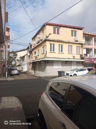  Immeuble à vendre 6 pièces 142 m²