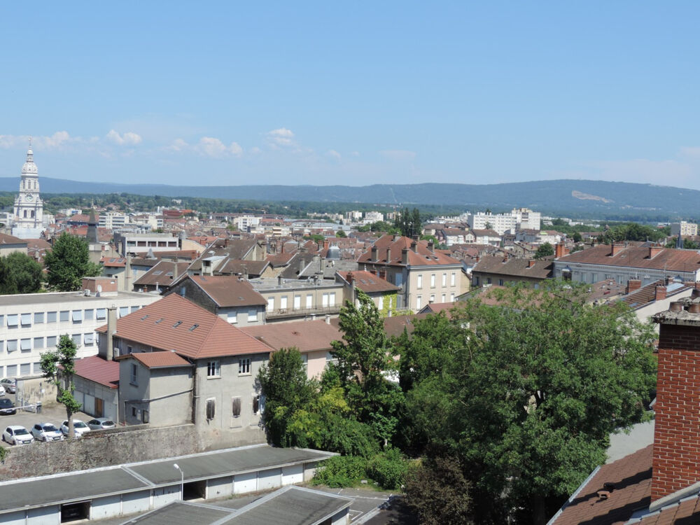 Appartement 3 pièces 109 m² · à Bourg en Bresse · 109 m² · 275 000 €
