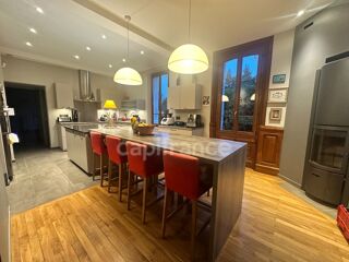  Maison � vendre 10 pi�ces 272 m�