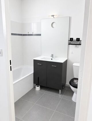  Maison à louer 3 pièces 70 m² Avignon