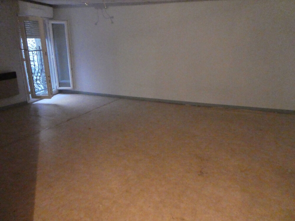 Vente Maison Maison à vendre 4 pièces MURVIEL LES BEZIERS (34) 80m², combles, cave, garage, terrasse Murviel les beziers