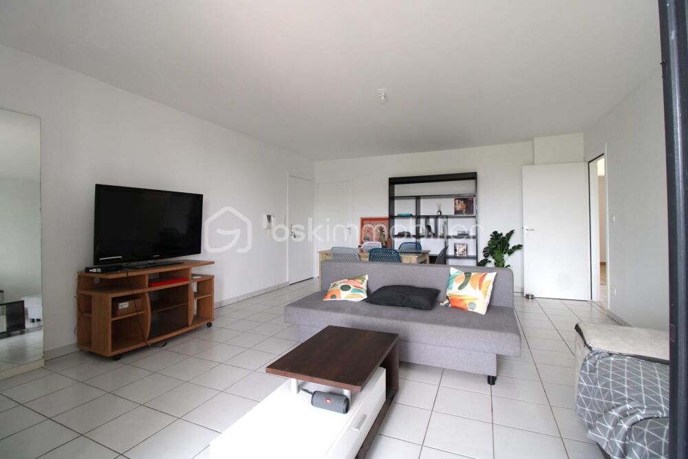 Type 4 traversant de 86 m² avec 2 BALCONS  Secteur Trois Cocus / Borderouge