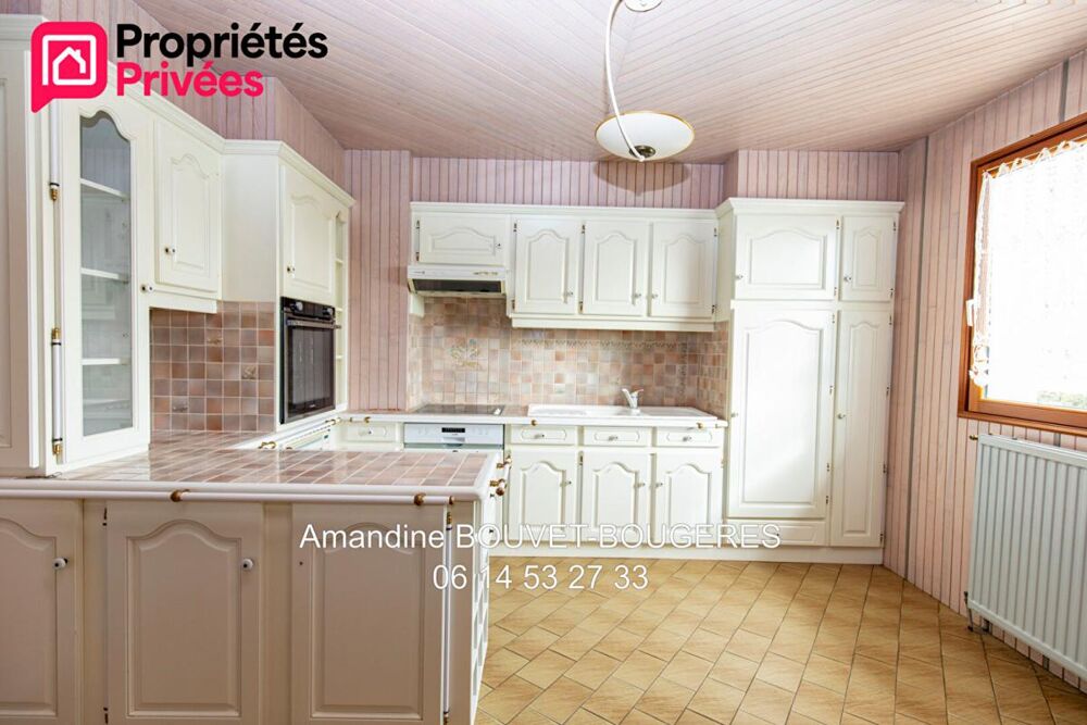 Vente Maison ARGENTRE-DU-PLESSIS 35370-Maison 135 m² - 4 chambres- 145 m² de Garage- 219 990 EUROS HAI Argentre du plessis