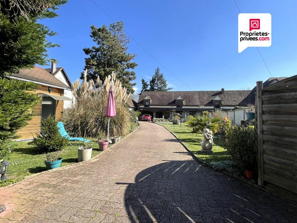 Maison 8 pièce(s) 205 m2 6 chambres jardin 835m2 390000 HAI
