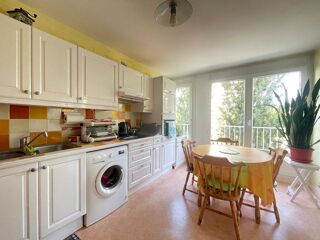  Appartement à louer 2 pièces 66 m²