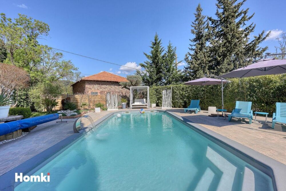 � vendre  Maison Solli�s-Ville (83210)