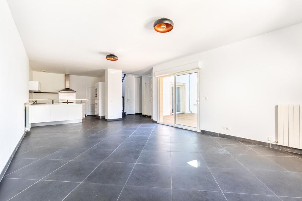 Maison 5 Pièces 107 m2 sur un terrain de 228 m2