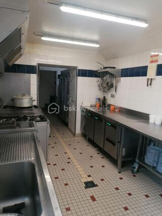  Immeuble � vendre 8 pi�ces 200 m�