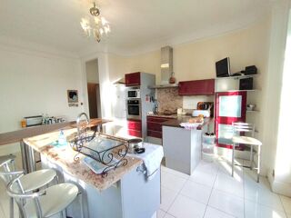  Propri�t�/ch�teau � vendre 9 pi�ces 316 m�