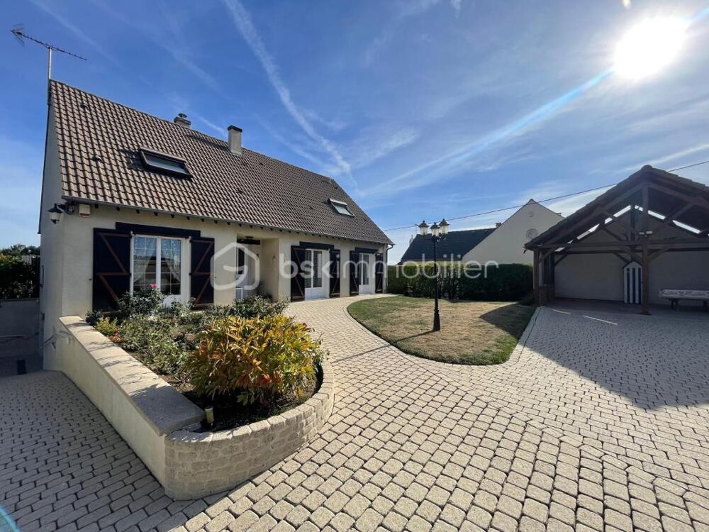 Maison de 7 pièces avec sous-sol - BRIARRES SUR ESSONNE