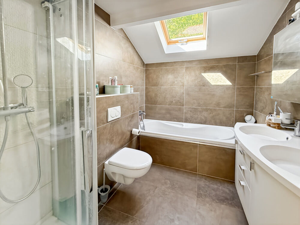 � vendre  Maison �chenevex (01170)