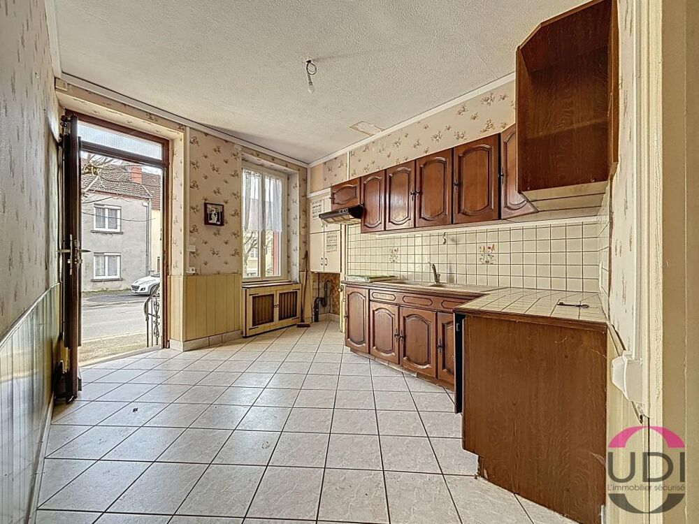 Vente Maison Maison de ville de 71m² avec jardin, dépendance et caves Desertines