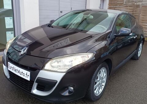 Renault megane coupe M&eacute;gane Coup&eacute; 1,6 L 110 CV 