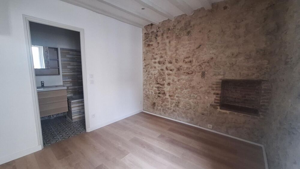 Appartement de charme Type T2 RENOVE en RDC
