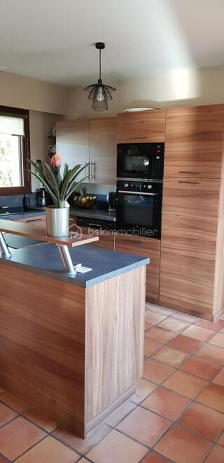  Maison  vendre 6 pices 155 m