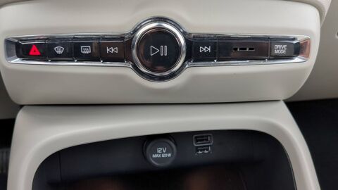 XC40 T5 Recharge 262 Hybrid DCT7 Inscription Luxe - Automatique T 2020 occasion 78550 Houdan