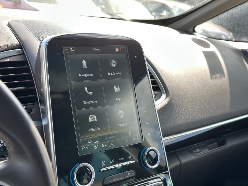 Espace V 1.6 TCE 200 ENERGY INTENS EDC 2015 occasion 78240 Chambourcy