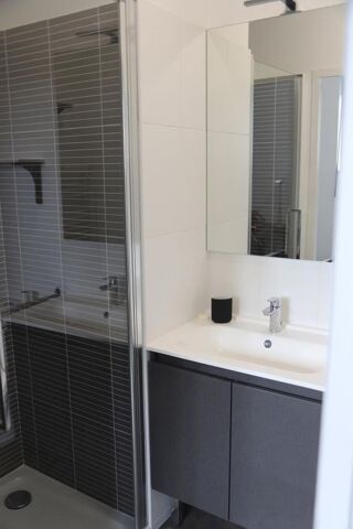  Appartement à louer 1 pièce 28 m²