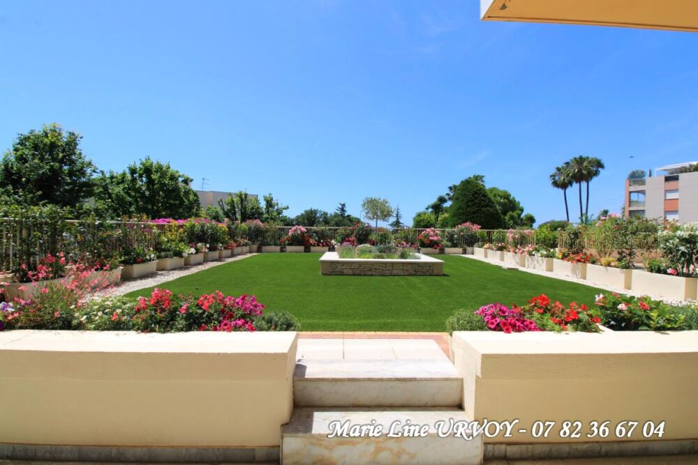 Vente Appartement Appart T4 avec jardins privés, dans résidence de standing sécurisée avec piscine et tennis Antibes