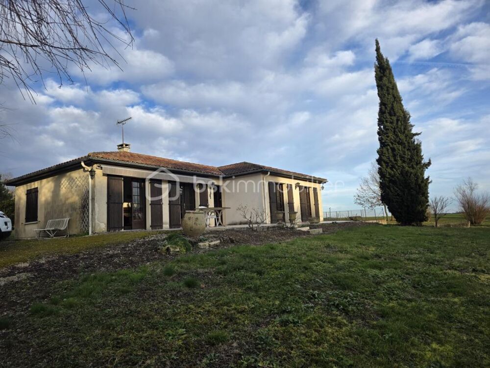 MAISON A RENOVER A MONCAUT- SOUS-SOL-JARDIN 6200 m²- 3 CHAMBRES- GARAGE INDEPENDANT