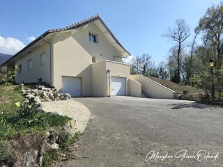 Appartement 4 pièces 140 m² · à Grésy-sur-Aix · 140 m² · 350 000 €