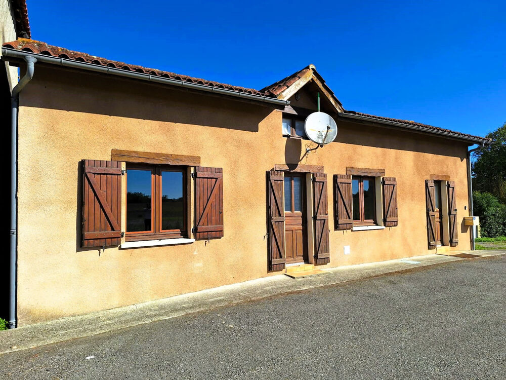 ? À VENDRE  Maison ancienne de 76 m² avec 2 chambres, sous-sol et cour à Vergoignan
