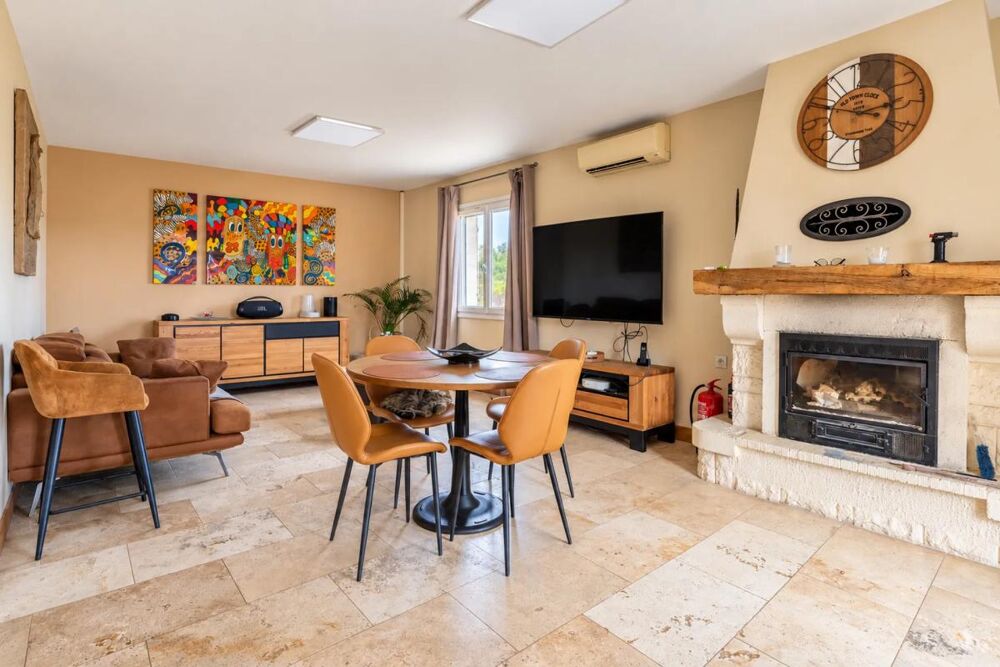 Vente Maison PLAISSAN (34230) – ENSEMBLE IMMOBILIER – 5 APPARTEMENTS – TERRAIN 1 055 M² – PISCINE – POTENTIEL LOCATIF Plaissan
