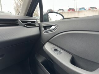 Clio V 1.6 E-TECH 140 BUSINESS 2021 occasion 78240 Chambourcy