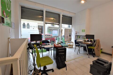 Boutique à louer dans le 17ème arrondissement de Paris 1740 75017 Paris