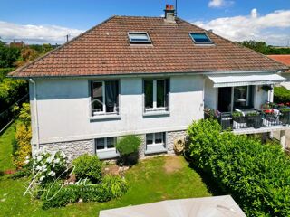  Maison  vendre 6 pices 176 m