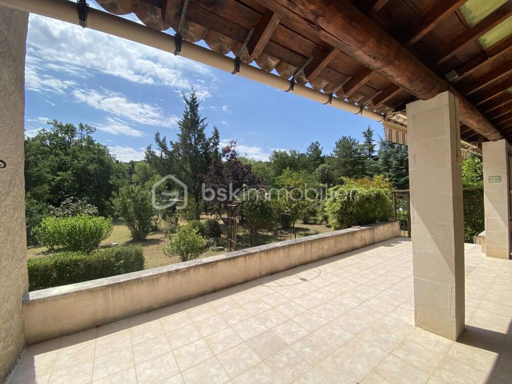 Vente Maison APT (84400) – Maison de plain-pied d'env. 160 m²  env - Pièce de vie de 65 m²  - Double garage - Jardin arboré Apt