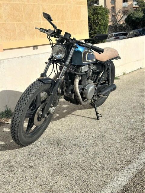 Annonce voiture Moto HONDA 2400 €